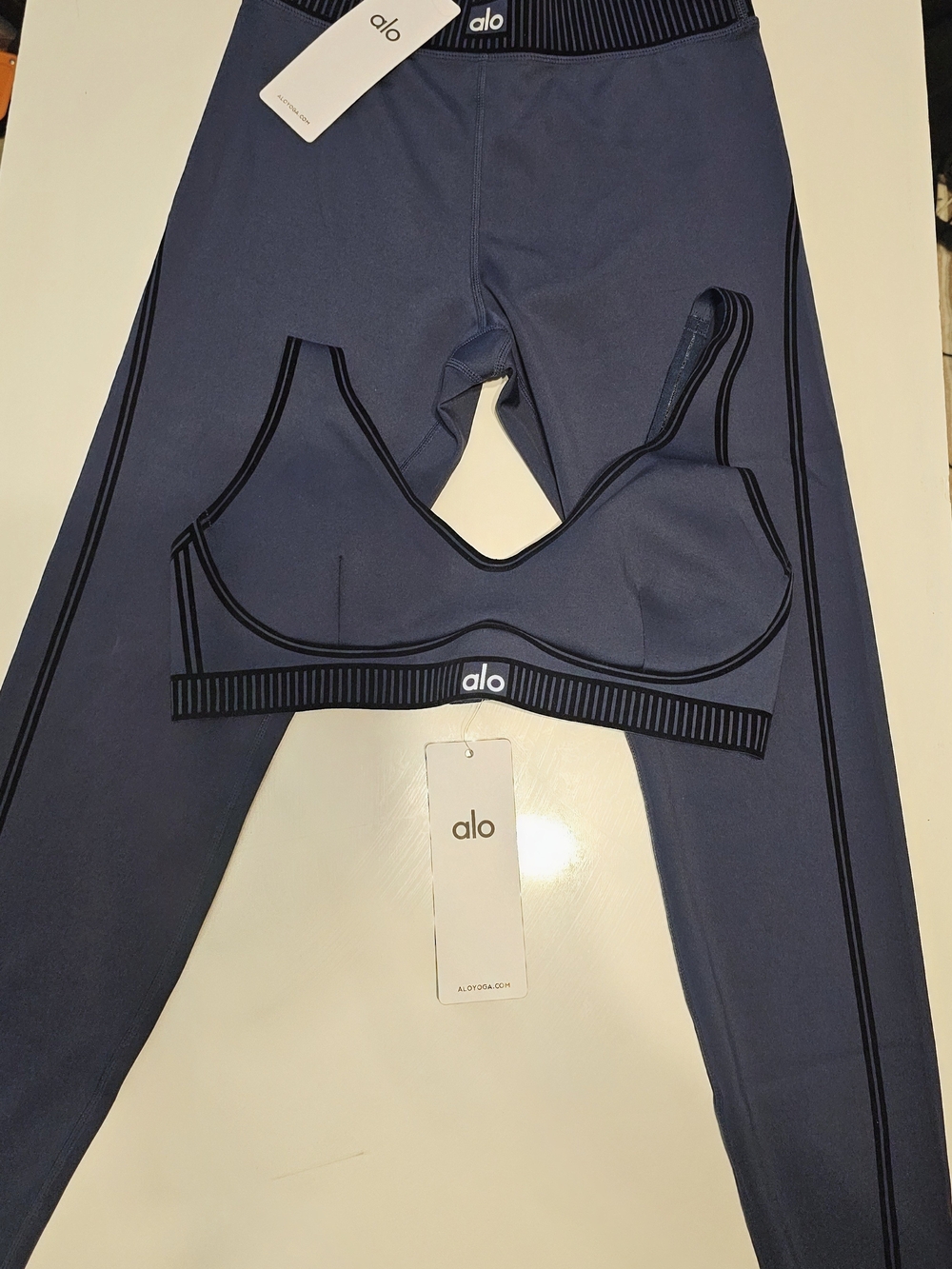 ALO Yoga Navy Seamless Sports Bra with Contrast Trim